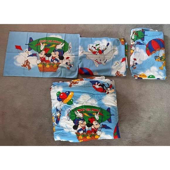 Vintage 1980’s Twin Disney Mickey Mouse Hot Air Balloon Comforter and Sheet Set - Picture 3 of 5